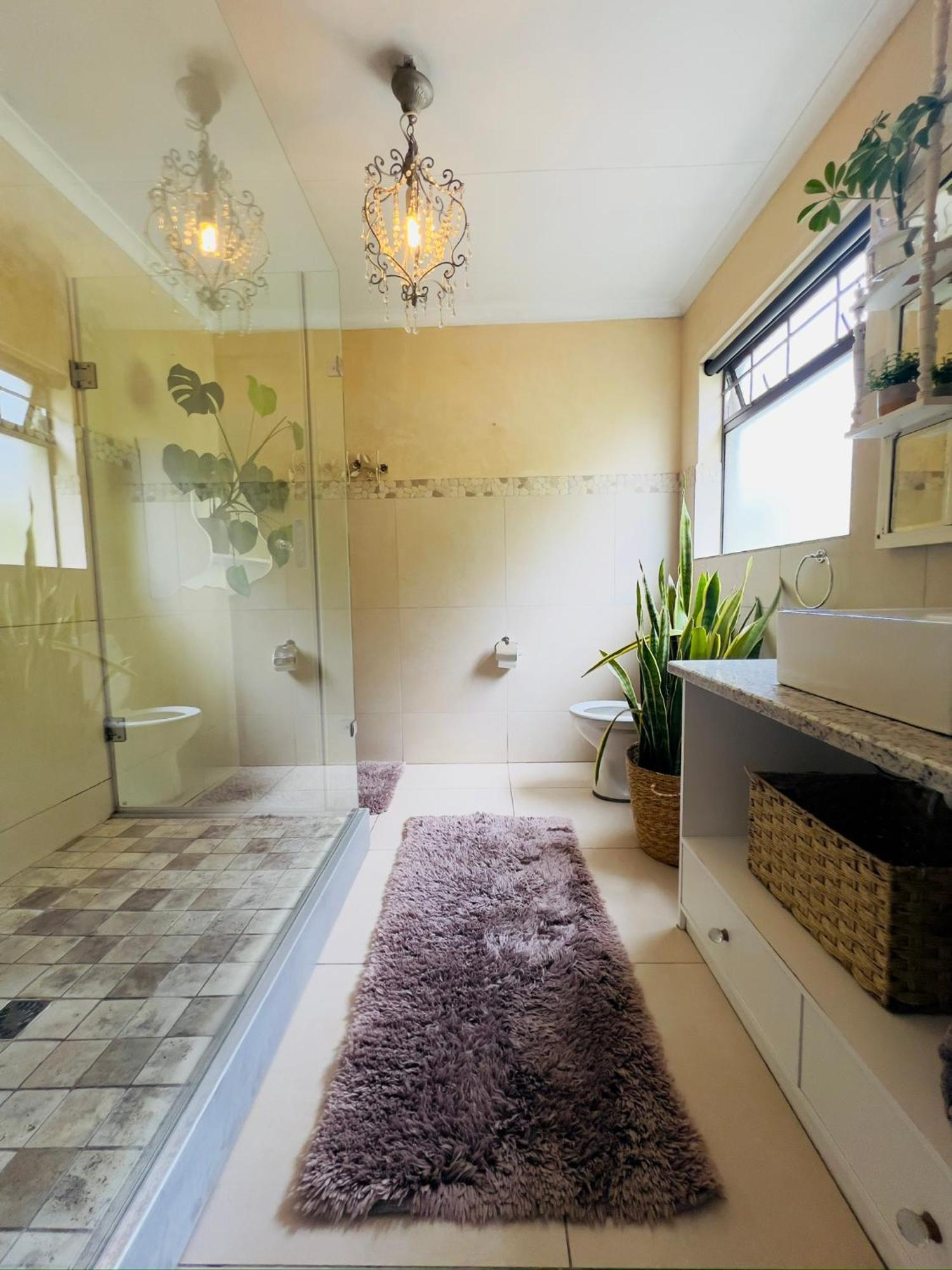 Art-Inspired Bedroom Close To Cbd Mosselbaai Buitenkant foto